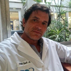 Dr.amico Raul Armando