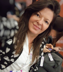 Dr.simondi Leticia Veronica